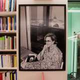 �Fondamentale rimane il rapporto con il cliente � ci svela Maria -. Quando affiancavo mia madre Giovanna, che ha gestito la libreria prima di me, notavo il suo atteggiamento accogliente nei confronti degli avventori. E io ho imparato da lei, perch� le persone scelgono prima la libreria del libro�